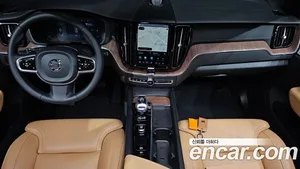 Volvo XC60, 2023 — миниатюра 10