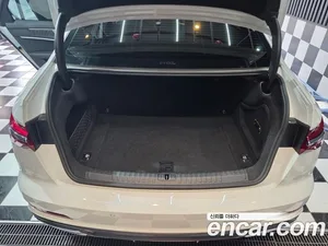 Audi A6, 2020 — миниатюра 12