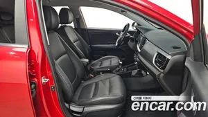 Kia Stonic, 2017 — миниатюра 16