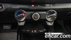 Kia Stonic, 2017 — миниатюра 21