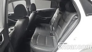 Hyundai Ioniq, 2016 — миниатюра 11