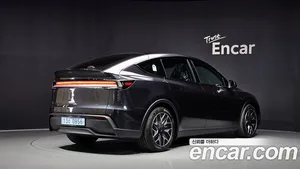 Tesla Model Y, 2026 — миниатюра 2