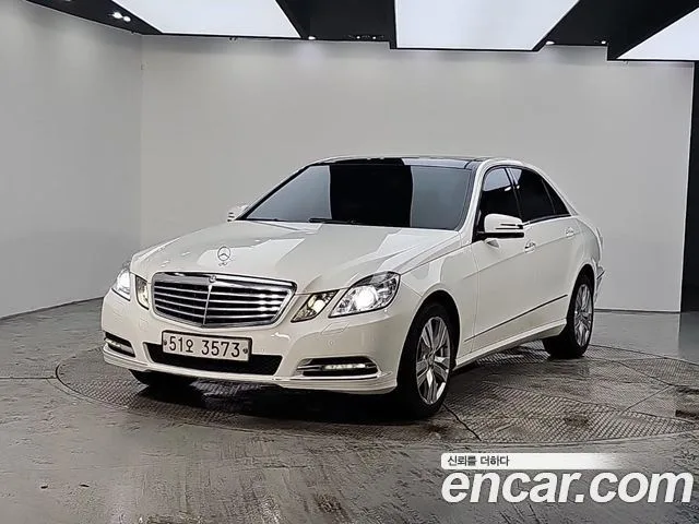Mercedes-Benz E-Class, 2013 — фото автомобиля из Кореи
