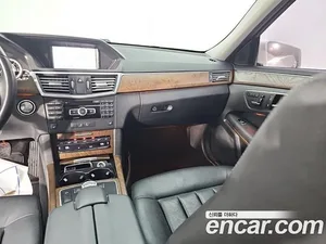 Mercedes-Benz E-Class, 2013 — миниатюра 10