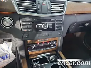Mercedes-Benz E-Class, 2013 — миниатюра 16