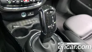 Mini Clubman, 2023 — миниатюра 12