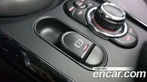 Mini Clubman, 2023 — миниатюра 29
