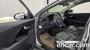 Kia Niro, 2021 — миниатюра 10