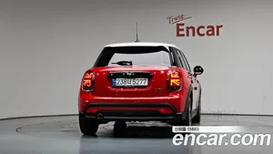 Mini Cooper, 2022 — миниатюра 3