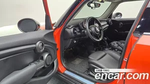 Mini Cooper, 2019 — миниатюра 12