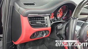 Porsche Macan, 2020 — миниатюра 23