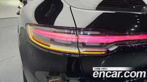 Porsche Macan, 2020 — миниатюра 9