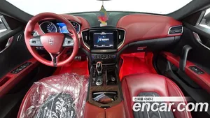 Maserati Ghibli, 2017 — миниатюра 9