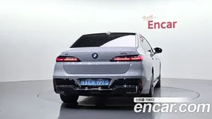 BMW i7, 2023 — миниатюра 4