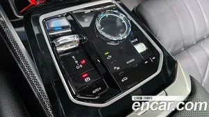 BMW i7, 2023 — миниатюра 12