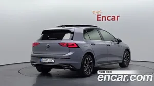 Volkswagen Golf, 2023 — миниатюра 1