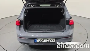 Volkswagen Golf, 2023 — миниатюра 22