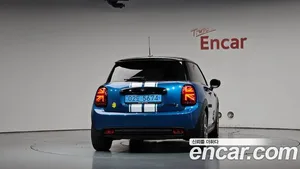 Mini Cooper, 2022 — миниатюра 3