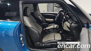 Mini Cooper, 2022 — миниатюра 15