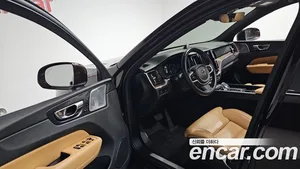 Volvo XC60, 2021 — миниатюра 13