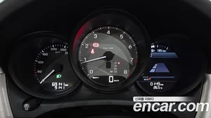Porsche Macan, 2022 — миниатюра 11