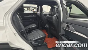 Ford Explorer, 2025 — миниатюра 18