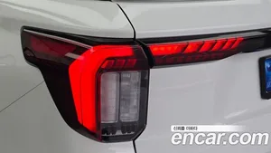 Ford Explorer, 2025 — миниатюра 9