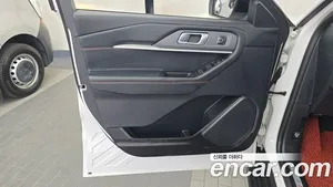 Ford Explorer, 2025 — миниатюра 14