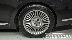 Genesis G90, 2019 — миниатюра 6