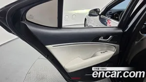 Genesis G70, 2021 — миниатюра 15