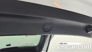 Tesla Model Y, 2021 — миниатюра 25