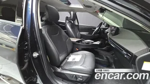 Kia EV6, 2022 — миниатюра 16