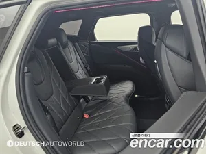 BMW XM, 2023 — миниатюра 13