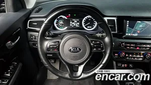 Kia Niro, 2017 — миниатюра 19