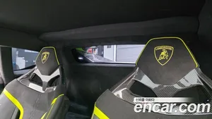 Lamborghini Huracan, 2023 — миниатюра 12
