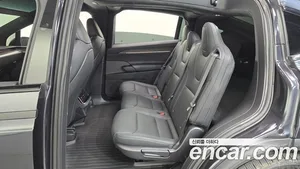 Tesla Model X, 2026 — миниатюра 17