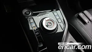 Kia Niro, 2023 — миниатюра 9