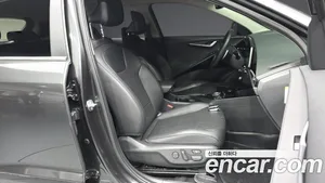 Kia Niro, 2023 — миниатюра 11