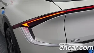 Kia EV6, 2024 — миниатюра 9