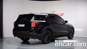 Ford Explorer, 2022 — миниатюра 2