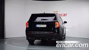 Ford Explorer, 2022 — миниатюра 4