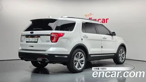 Ford Explorer, 2018 — миниатюра 2