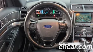 Ford Explorer, 2018 — миниатюра 20