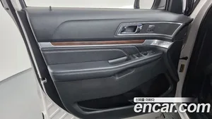 Ford Explorer, 2018 — миниатюра 14