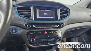 Hyundai Ioniq, 2017 — миниатюра 23