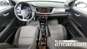 Kia Stonic, 2018 — миниатюра 10