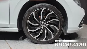 Volkswagen Golf, 2022 — миниатюра 7