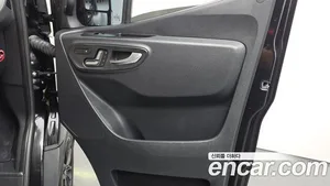 Mercedes-Benz Sprinter, 2023 — миниатюра 14