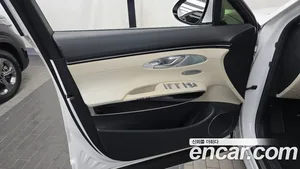 Genesis GV70, 2021 — миниатюра 14