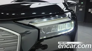 Audi Q4 e-tron, 2022 — миниатюра 7